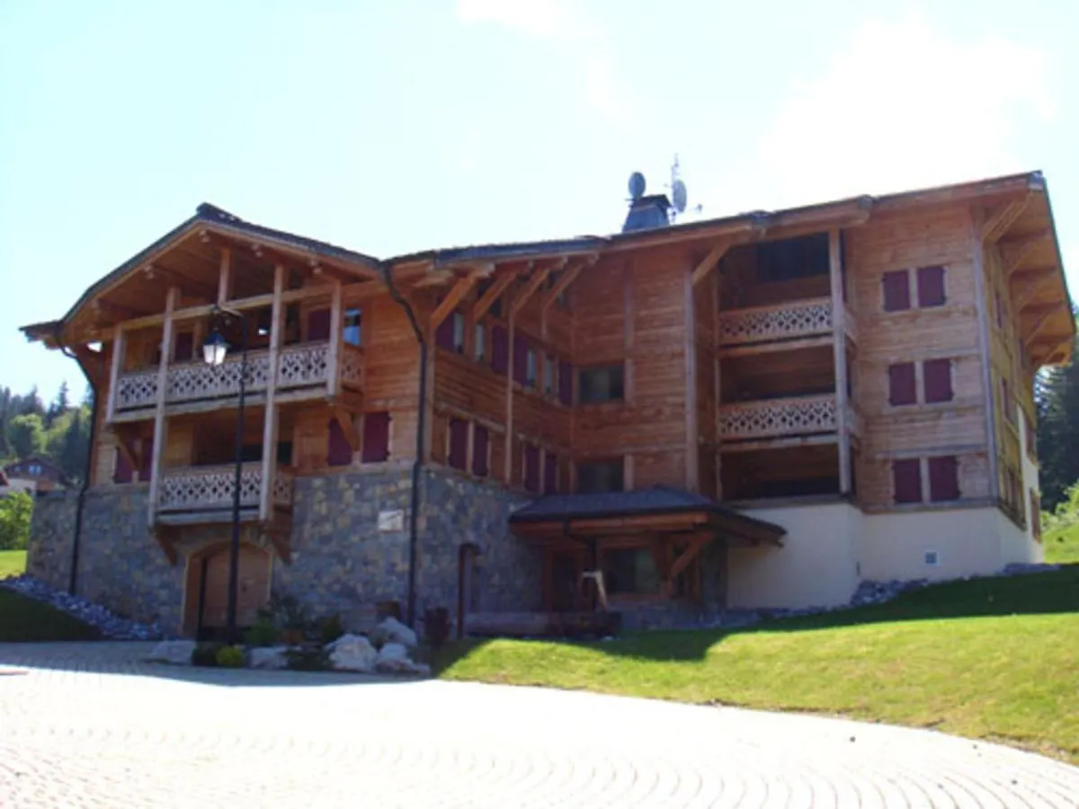 Appartement De Standing Calme, Proche Des Pistes, Avec Balcon, Terrasse, Et Garage Prive Aux Gets - Fr-1-623-85 Les Gets 0*,