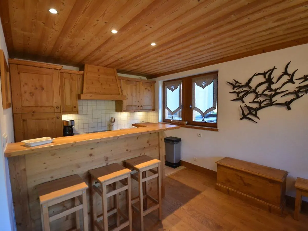 Appartement De Standing Calme, Proche Des Pistes, Avec Balcon, Terrasse, Et Garage Prive Aux Gets - Fr-1-623-85 Les Gets 0*,  France
