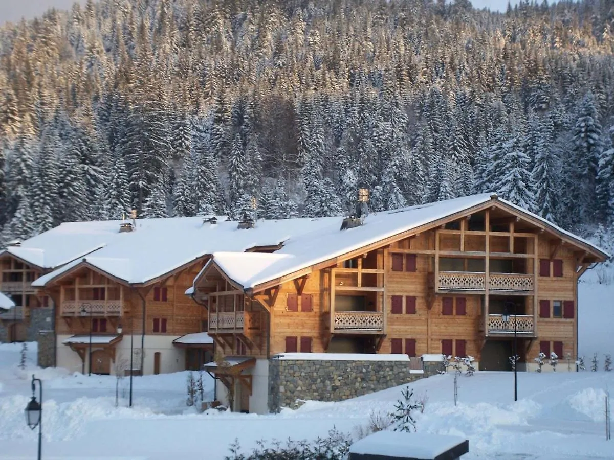 Appartement De Standing Calme, Proche Des Pistes, Avec Balcon, Terrasse, Et Garage Prive Aux Gets - Fr-1-623-85 Les Gets